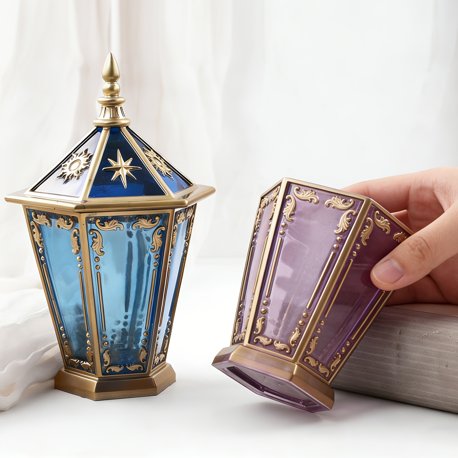 Star and Moon Hexagonal Bottle - Resin Art Case recension och pris